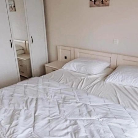 Luxury Apartment Ischia Bagian luar foto