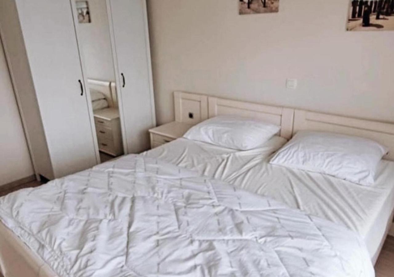 Luxury Apartment Ischia Bagian luar foto